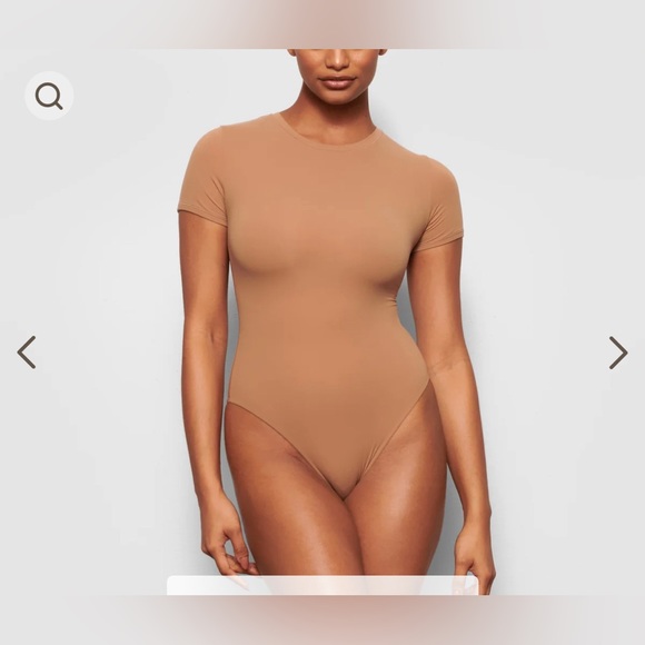 NWT SKIMS FITS EVERYBODY
T-SHIRT BODYSUIT - Picture 1 of 10